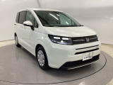 ボディーカラーは、人気色の【プラチナホワイト・パール】