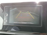バックモニター付きですので車庫入れも楽々です。