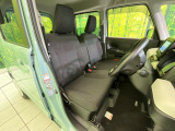 運転席シート廻りは使用感も少なく、良好な状態となっています。丁寧に使われていたことがよくわかりますね。