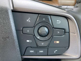 手元でナビの音量調整等が出来るのでナビの操作によるわき見運転を防止することが出来ます。