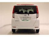 明るく視認性の良いLED式テール&ハイマウントストップランプ採用で、後続車に対して自車の存在をアピールすることて安全性を高めます!