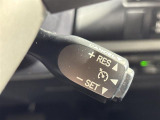 【クルーズコントロール】高速道路や自動車専用道路を走行中にドライバーが設定した速度で、アクセルペダルを踏まなくても、一定の車速で走行してくれます!