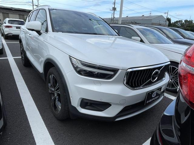 XC40 T4 AWD インスクリプション 4WD 禁煙車 ハーマンカードンサウンドシステム