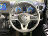 【ステアリングスイッチ】運転中、前方から目線をそらすことなく、オーディオ等の操作が可能な便利機能!安心&快適なドライブを演出してくれます♪