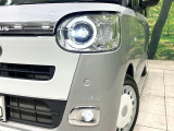 【LEDヘッドライト】悪天候や夜間走行時も良好な視界を確保し安心して運転できる高輝度LEDヘッドライトを装備!点灯速度が早く、消費電力も抑えられています。