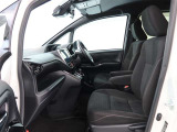 愛車の室内を抗菌・抗ウィルス・防臭コーティングするチタニア(有料)がオススメ!車内を安心・安全・快適に保ちます!詳細は店舗スタッフまでお尋ねください。