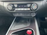 ワイヤレス充電器装備です