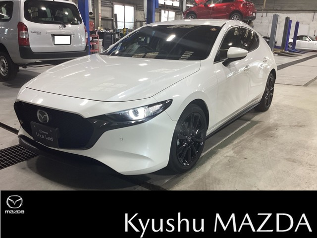 マツダ MAZDA3ファストバック 