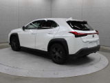 UX 250h バージョンC 