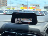 バックモニターもついているので、バック駐車も安心です♪