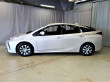 Toyota Safety Senseをはじめ、ブラインドスポットモニターやパノラミックビューモニターなど安全・運転支援装備が充実しています