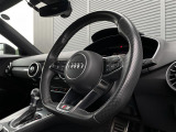 ◆LIBERALAは、輸入車選びの新たなスタイルを提案するインポート・セレクト・ブランドです。オーナー様となる方がクルマから直接感じる感性を第一にした、最良の一台との出会いをコーディネートいたします。