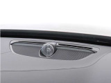 【Bowers&Wilkins ハイフィデリティ・オーディオシステム】精密にチューニングされたHi-Fiスピーカーと、革新的なフレッシュエア・サブウーファーを搭載。臨場感あふれるサウンドを届けます。