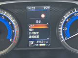 メーター内ディスプレーで各車両設定をオーナーの好みに変更出来ます。