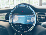 ◆LIBERALAは、輸入車選びの新たなスタイルを提案するインポート・セレクト・ブランドです。オーナー様となる方がクルマから直接感じる感性を第一にした、最良の一台との出会いをコーディネートいたします。