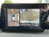 アラウンドビューモニター:空から見下ろしているような視点でスムーズな駐車と安全確認ができ安心して運転出来ます。