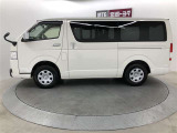 トヨタ自慢の&ldquo;まるごとクリーニング&rdquo;を施工済!ボディーはもちろん、タイヤ・ホイールまで、ピッカピカ☆♪比べてください、自信があります!)
