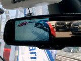 ■駐車するときにバックガイドモニターを見ながら安心して駐車できます!