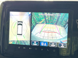 【全方位モニター用カメラ】専用のカメラにより、上から見下ろしたような視点で360度クルマの周囲を確認することができます☆死角部分も確認しやすく、狭い場所での切り返しや駐車もスムーズに行えます。