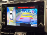 【パノラミックビューモニター】専用のカメラにより、上から見下ろしたような視点で360度クルマの周囲を確認することができます☆死角部分も確認しやすく、狭い場所での切り返しや駐車もスムーズに行えます。