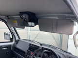 運転席と助手席にはサンバイザーを装備☆