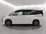 リヤ5面はプライバシーガラス☆強い日差しや車外の視線から室内を守ってくれます。