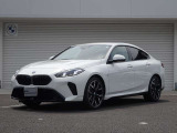 弊社のお車をご覧頂き、ありがとうございます。弊社はBMW正規販売店でございますので、ご納車前点検、お車の保証も車両価格に含まれており、ご納車後も安心してお乗り頂けます。全国にご納車が可能でございます。