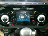 快適オートエアコン付♪設定温度をキープし車内を快適な温度に保ちます♪