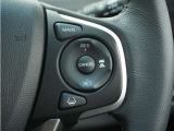 ◆アダプティブクルーズコントロール◆予め設定した車速内でクルマが自動的に加減速。前走車との適切な車間距離を維持しながら追従走行します。【LKAS】車線維持支援システムでステアリング操作を支援。