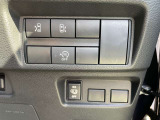 両側が電動スライドドアで、左右どちらからでも乗り降りOK。更に運転席のスイッチ、インテリキーのボタンでも開閉自在。挟み込み防止機能も安心です!
