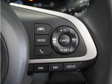 ◆アダプティブクルーズコントロール◆予め設定した車速内でクルマが自動的に加減速。前走車との適切な車間距離を維持しながら追従走行します。