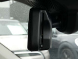 ETC2.0一体型の自動防眩機能付きバックミラー!後続車のヘッドライトの眩しさを自動で軽減してくれます!