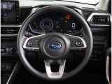 ドライバーが運転以外のことに気を遣うことなく、疲れにくく、安心・集中して運転ができる。SUBARUは視界設計をはじめ、操作パネルやシートのデザインなど細部にまでこだわっています。