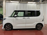 【スマートアシスト搭載車】 衝突回避支援ブレーキ機能(対車両・歩行者)、衝突警報機能(対車両・対歩行者)、誤発信抑制制御機能などの機能で安全な運転をサポートします。