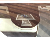 【スズキ セーフティサポート】走行中に前方の車両等を認識し、衝突しそうな時は警報とブレーキで衝突回避と被害軽減をアシスト。より安全にドライブをお楽しみいただけます。