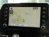 ディスプレイオーディオを装備。スマホとクルマをつなぐことで、これまでのナビに加えて、いろんなサービスが楽しめます。