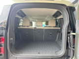 ●トランクルーム:趣味が広がる収容スペース!これだけの広さがあればお買い物やレジャーなどにも最適です!使用感も少なくきれいな状態を維持しております。