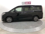 トヨタ自慢の&ldquo;まるごとクリーニング&rdquo;を施工済!ボディーはもちろん、タイヤ・ホイールまで、ピッカピカ☆♪比べてください、自信があります!