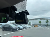 万が一の状況を映像と音声で記録する純正ドライブレコーダー搭載!!