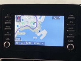 いまや必須装備「ナビゲーション」搭載!知らない場所にスイスイッとドライブ。もう、これなしではハンドルを握れませんね!でも運転中の操作は危険ですのでご注意ですね☆