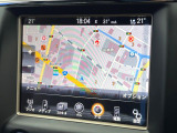 ●純正ナビ:一体感のあるナビは、高級感ある車内を演出してくれます。オーディオ機能も充実しておりますので、運転もより楽しめます♪