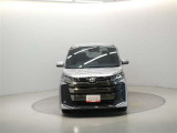修復歴やクルマの状態を「トヨタ認定車両検査員」が1台1台クルマの状態をチェックして、結果を点数で表示しています この車両は総合5点/外装A/内装Bです