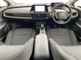 プリウス 1.8 X E-Four 4WD 修復歴無し