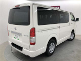 自動車保険やJAFも取扱いしています。土日も対応してますよ ♪♪