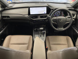 UX 250h グレイスフル エクスプローラー 本革シート 修復歴無し