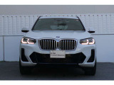 ドイツ本社と同様の教育を受けたBMW専門のメカニックが、徹底的にチェック致します。その保証料が車両本体価格に含まれております。0078-6002-582225 BPS姫里へ