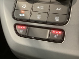 フロント両席にはシートヒーターが付いています!寒い日に便利な装備ですね。