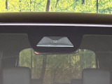 【ホンダセンシング】走行中に前方の車両等を認識し、衝突しそうな時は警報とブレーキで衝突回避と被害軽減をアシスト。より安全にドライブをお楽しみいただけます。