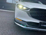 (ALH) アダプティブ・LED・ヘットライト  夜間走行時に先行車や対向車の状況をクルマが判断。 ヘットランプの照射範囲や明るさを自動的に変化させる。