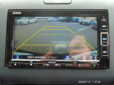 画質もキレイなバックカメラ、車庫入れが苦手な方も運転が好きになるはず。